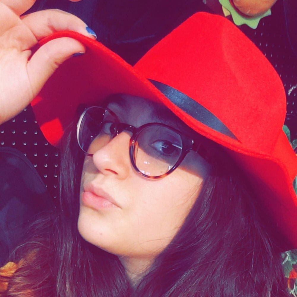 Meet your Posher, Cait